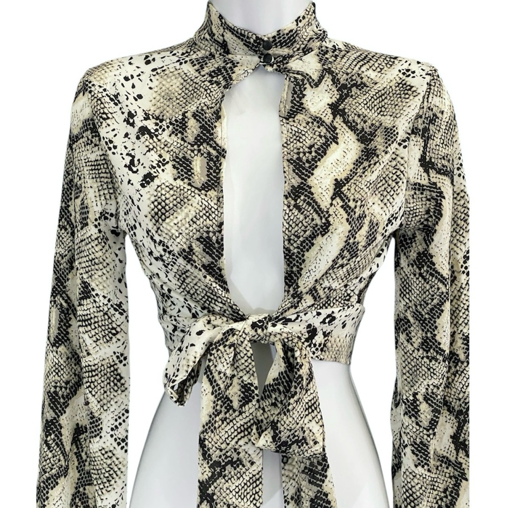 Windsor Snakeskin Keyhole Tie Front Crop Top XS Y2K Balloon Sleeve Indie Sleaze - Picture 3 of 9